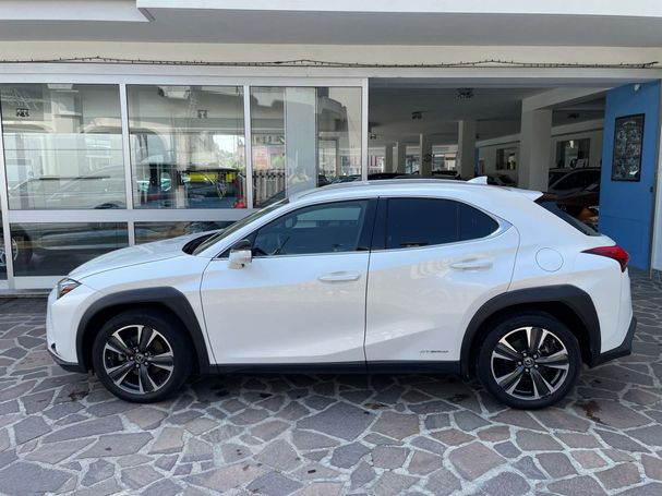 Lexus UX 250h 107 kW image number 5