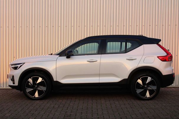 Volvo XC40 Single Motor Extended Range Plus 185 kW image number 3