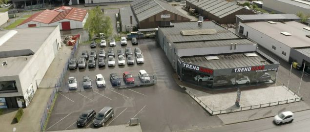 Car image 27