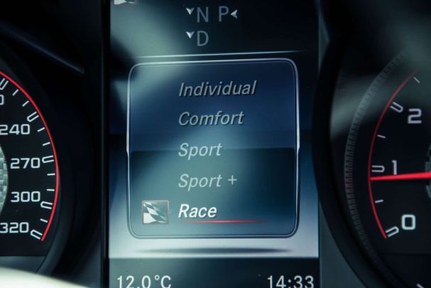 Mercedes-Benz C 63 AMG S 375 kW image number 23