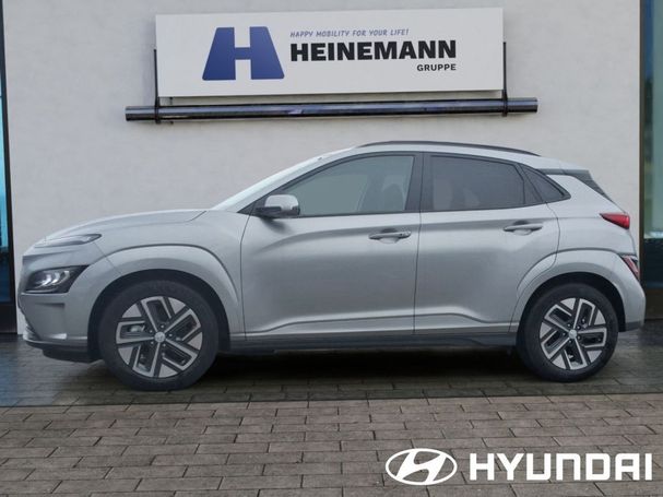 Hyundai Kona EV 100 kW image number 13