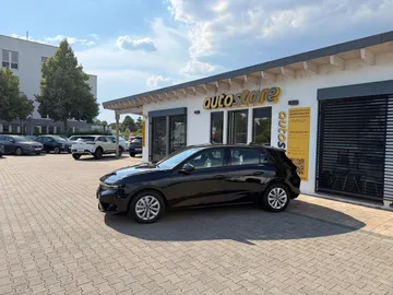 Car image 30