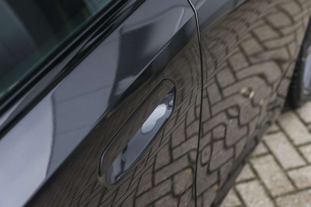 BMW 520i 140 kW image number 35