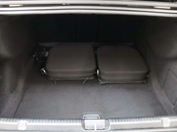 Car image 36