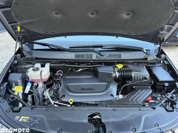 Car image 40