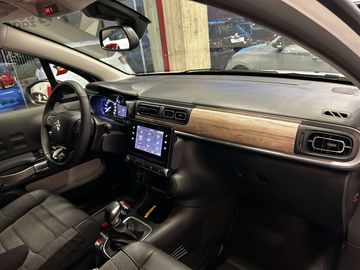 Car image 36