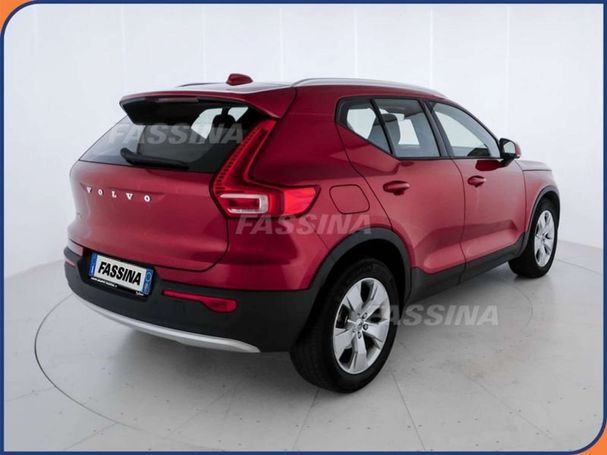 Volvo XC40 T3 Momentum 120 kW image number 6