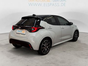 Car image 5