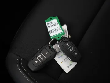Car image 45