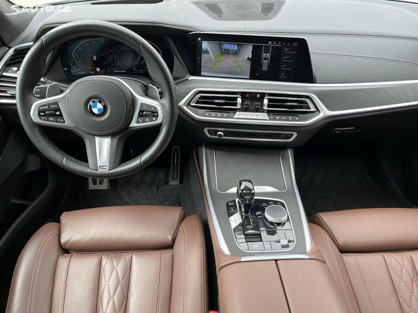 BMW X7 M xDrive 250 kW image number 11