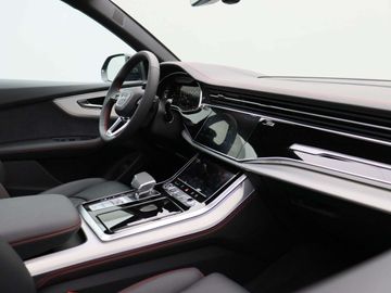 Car image 47