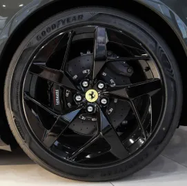 Car image 48