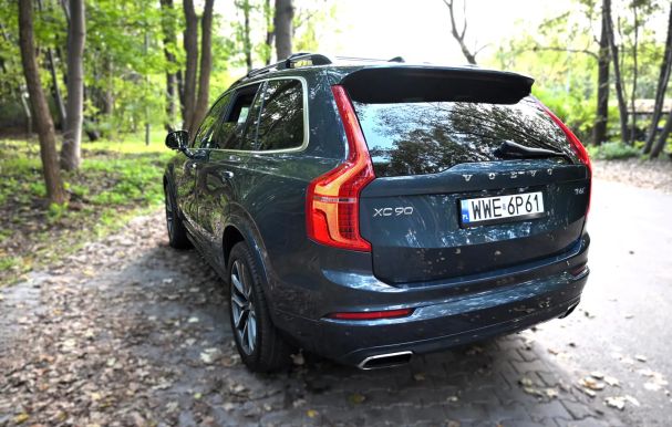 Volvo XC90 AWD 235 kW image number 15