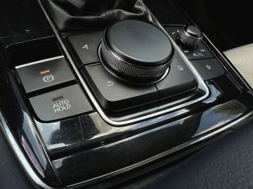 Car image 30