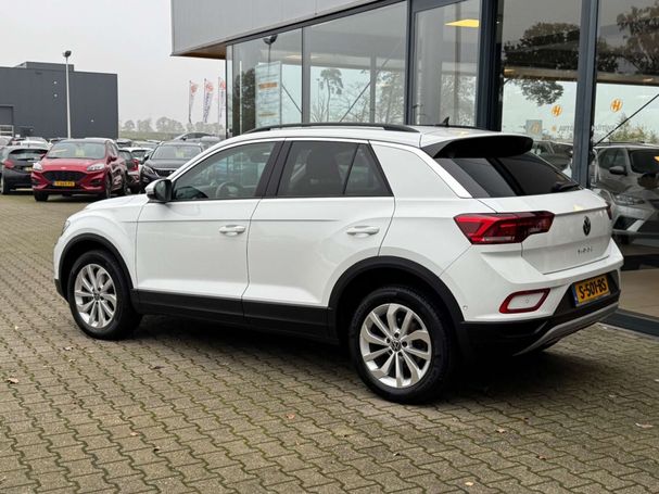 Volkswagen T-Roc 1.0 TSI T-Roc 81 kW image number 3