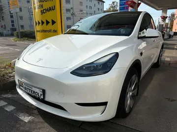 Car image 28