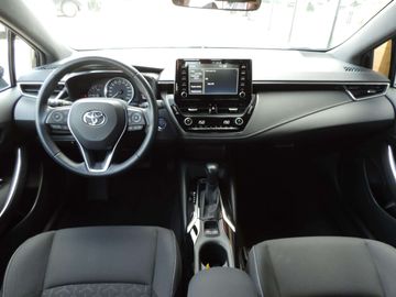 Car image 11