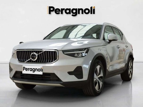 Volvo XC40 T4 95 kW image number 1