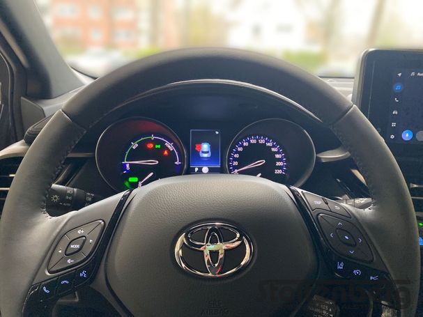 Toyota C-HR 1.8 Hybrid 90 kW image number 15