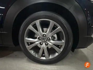 Car image 28