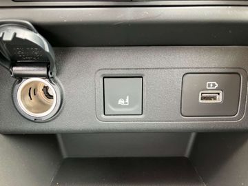 Car image 30