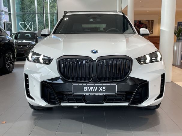 BMW X5 50e xDrive 360 kW image number 24