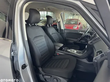 Car image 39