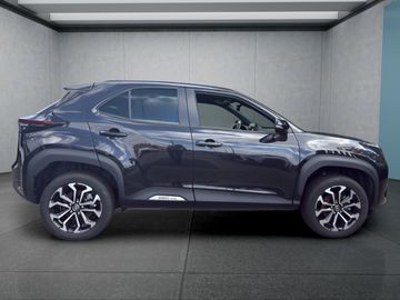 Car image 3
