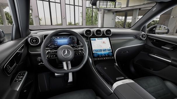 Mercedes-Benz GLC 300 e 235 kW image number 2