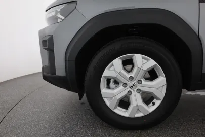 Car image 30