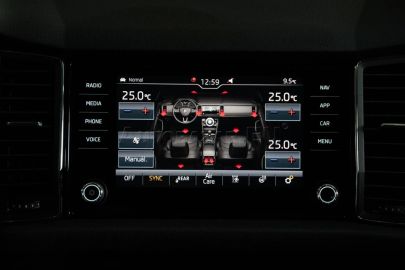 Car image 38