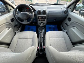 Car image 14