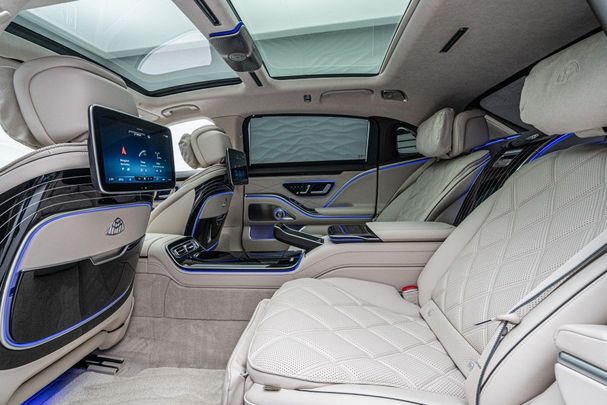 Mercedes-Benz S 580 Maybach 385 kW image number 32