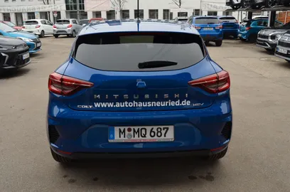Car image 5