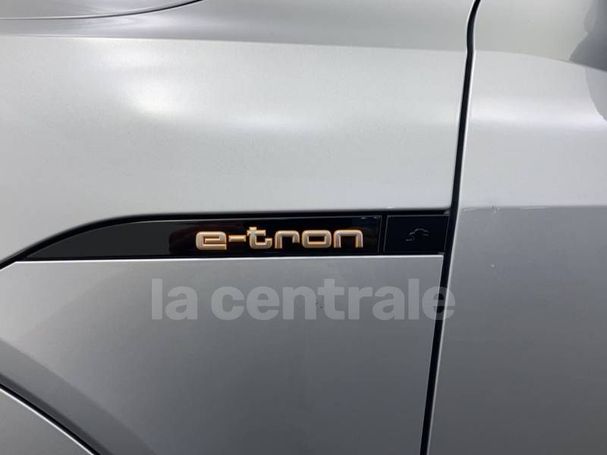 Audi e-tron 50 quattro 230 kW image number 28