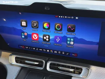 Car image 35