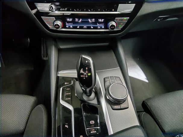 BMW 520d Touring 140 kW image number 6