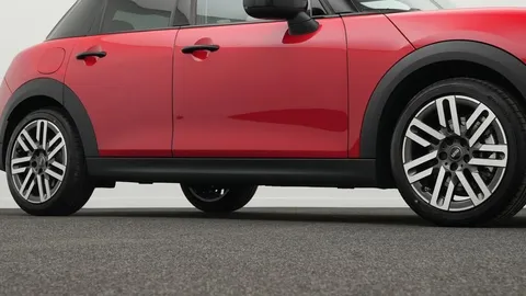 Car image 22
