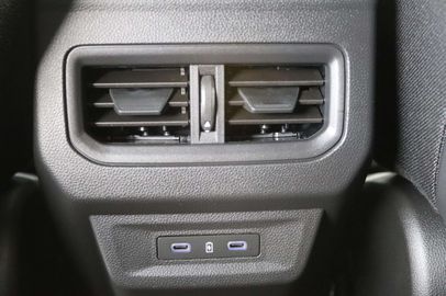 Car image 41