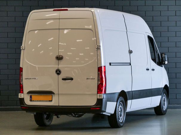 Mercedes-Benz Sprinter 311 RWD 84 kW image number 3