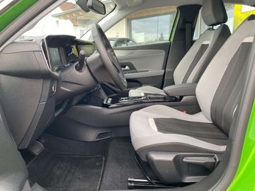 Car image 30