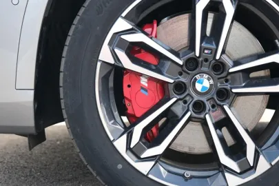 Car image 27