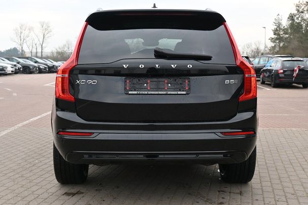 Volvo XC90 AWD Ultimate 173 kW image number 5