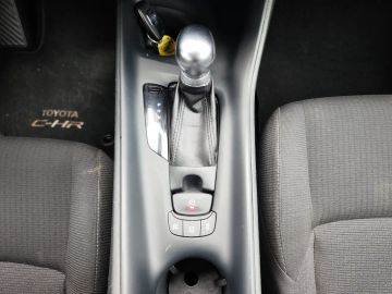 Car image 23