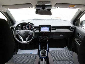 Car image 17