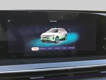 Car image 31