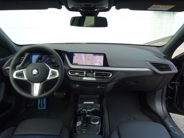 BMW 118i M Sport 101 kW image number 6