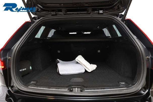 Volvo V60 T8 Engine Polestar Engineered AWD 298 kW image number 20