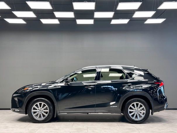 Lexus NX 300 h AWD 146 kW image number 4