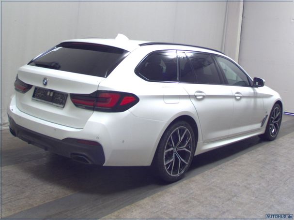 BMW 520d Touring 140 kW image number 4